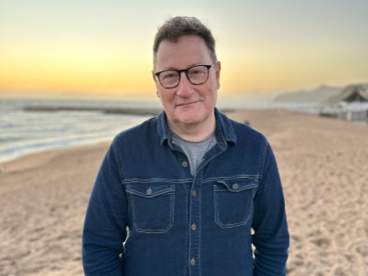 Chris Chibnall: Death at the White Hart, interviewed by Hannah Griffiths
